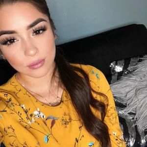 Meet your Posher, Candy